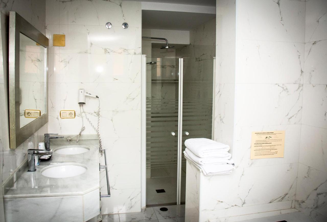 Hotel Isabel - Suarez Inclan 38 Cudillero Esterno foto